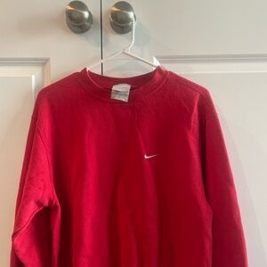 Vintage Nike Men's Red Crewneck